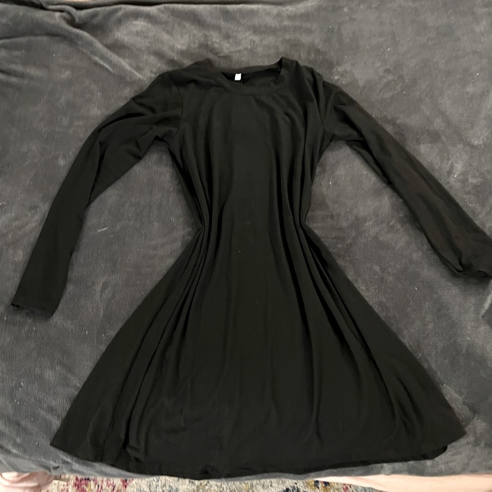 Long sleeve black t-shirt dress